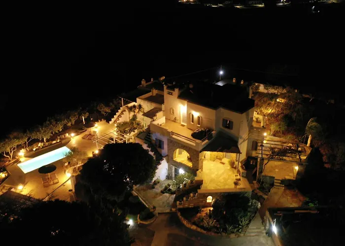 Callisto 1st And Ground Floor Appartement *