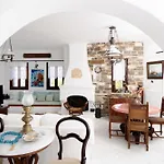Callisto 1st And Ground Floor * Marpissa