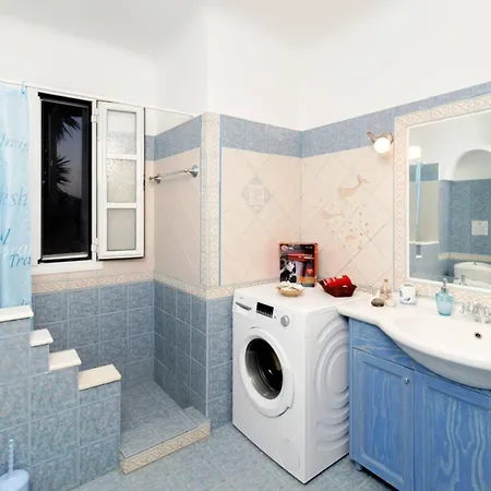 Callisto 1st And Ground Floor * Marpissa