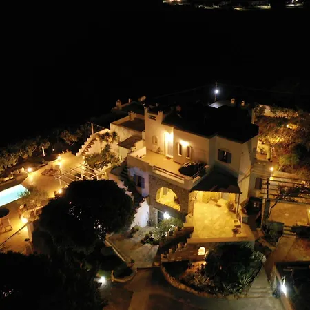 Callisto 1st And Ground Floor Apartment *