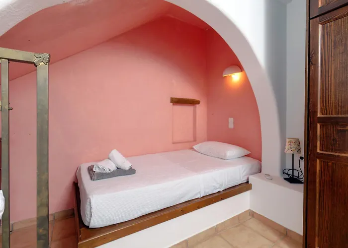 Callisto 1st And Ground Floor *