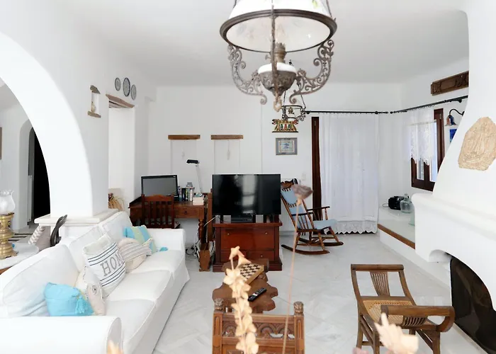 Callisto 1st And Ground Floor *